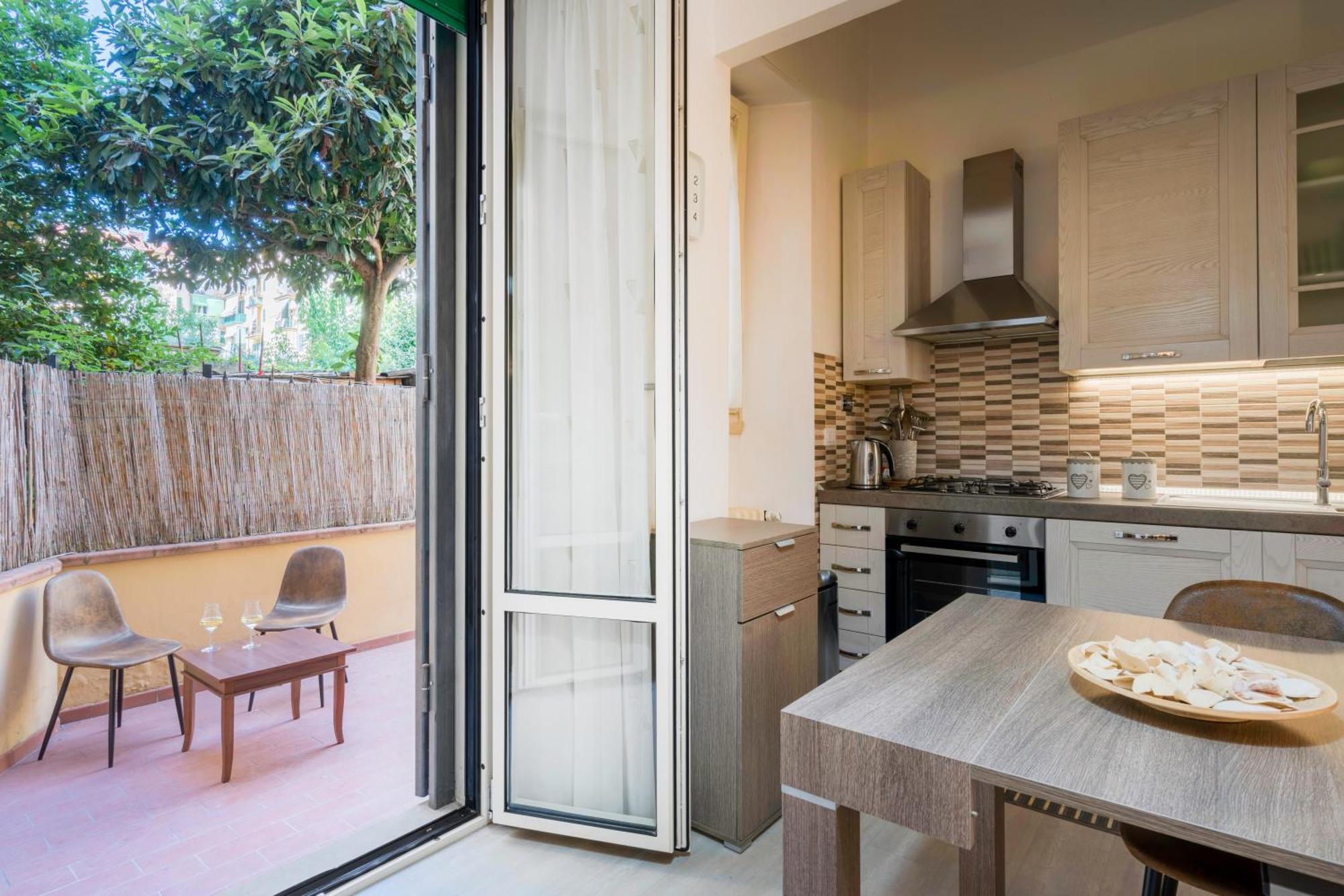 Appartamento Incantevole Con Patio Φλωρεντία Εξωτερικό φωτογραφία